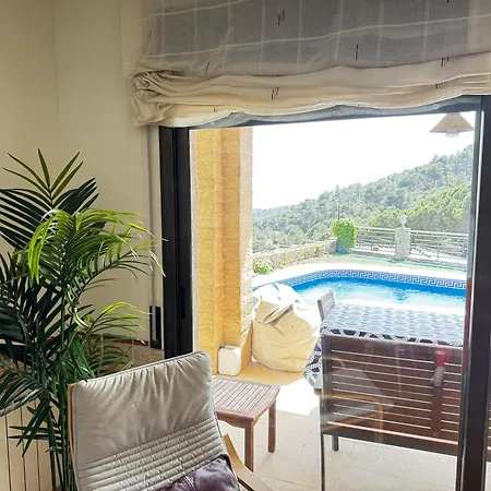 Amaizing With Swimming Pool, Fantastic Views *